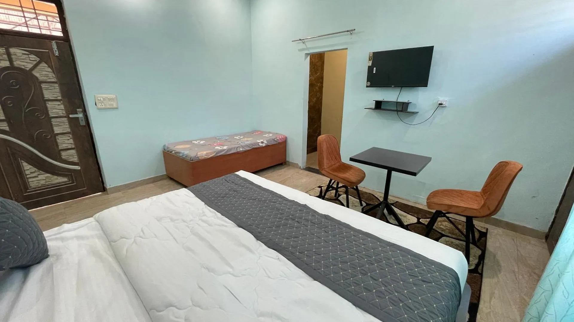 Taran Bliss Home Stay Agra- Near Taj Mahal Agra  Homestay