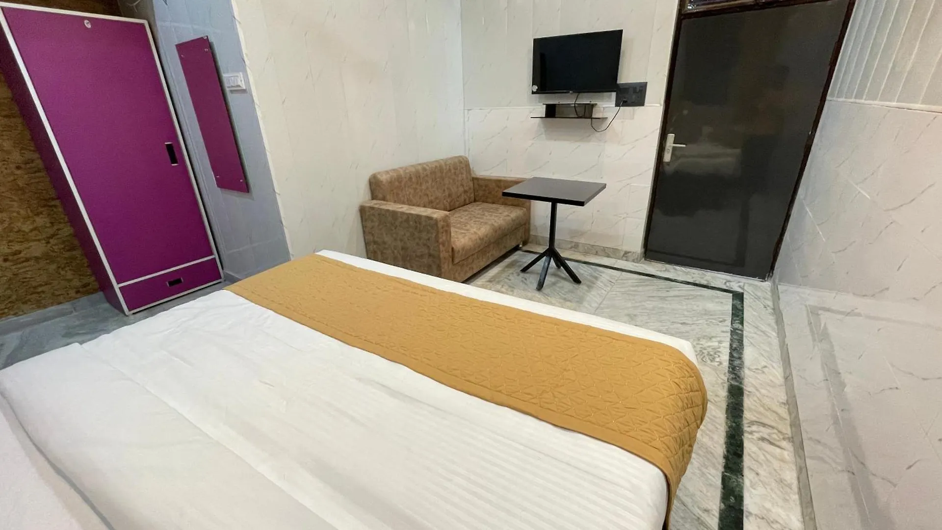 Taran Bliss Home Stay Agra- Near Taj Mahal Agra  Homestay