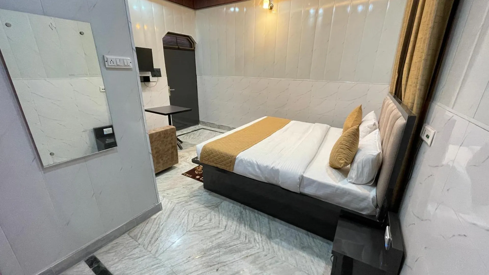 Taran Bliss Home Stay Agra- Near Taj Mahal Agra  Homestay Agra (Uttar Pradesh)