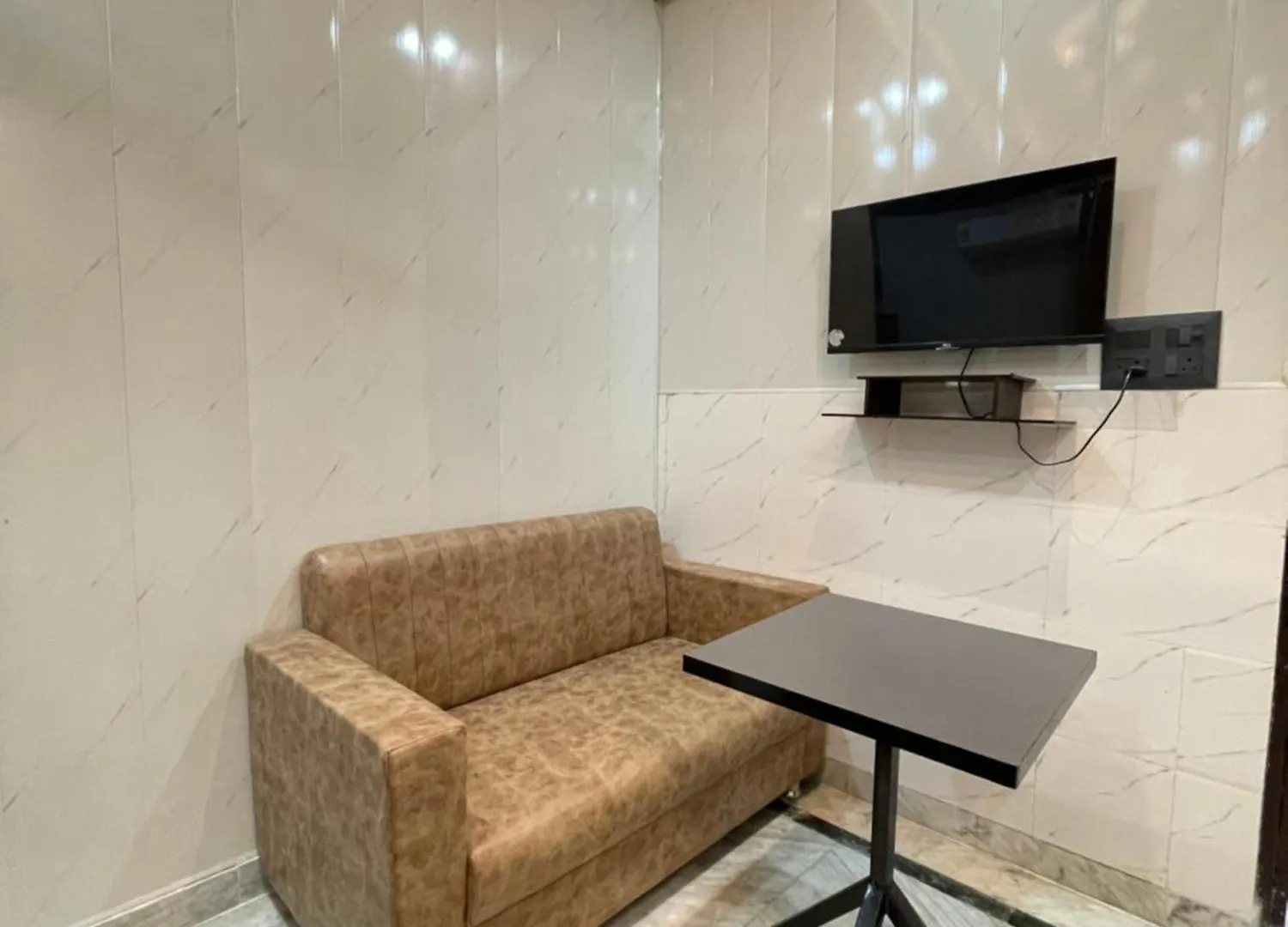 Taran Bliss Home Stay Agra- Near Taj Mahal Agra
