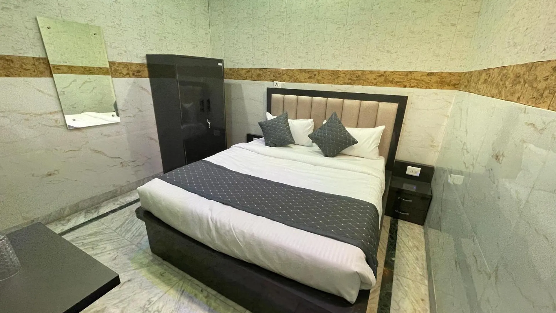 Taran Bliss Home Stay Agra- Near Taj Mahal Agra  0*, Agra (Uttar Pradesh) India
